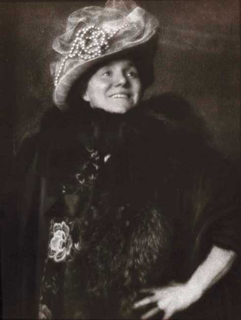 EDWARD STEICHEN Vitality - Yvette Guilbert, Paris, 1901